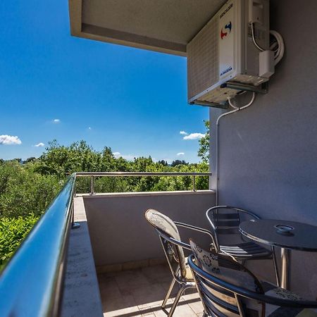 Adriano 2Br Apartment With Terrace 扎达尔 外观 照片