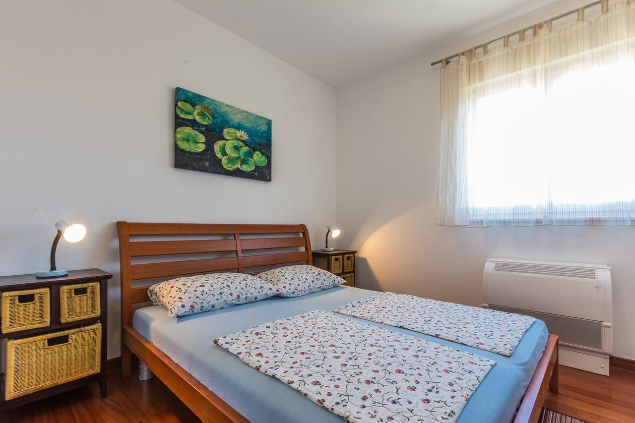 Adriano 2Br Apartment With Terrace 扎达尔 外观 照片